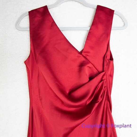 New! White House Black Market Sleeveless Satin Slip Dress in red, size 6 - Picture 9 of 13